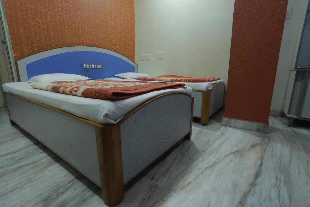 Amreli Hotel Darshan מראה חיצוני תמונה